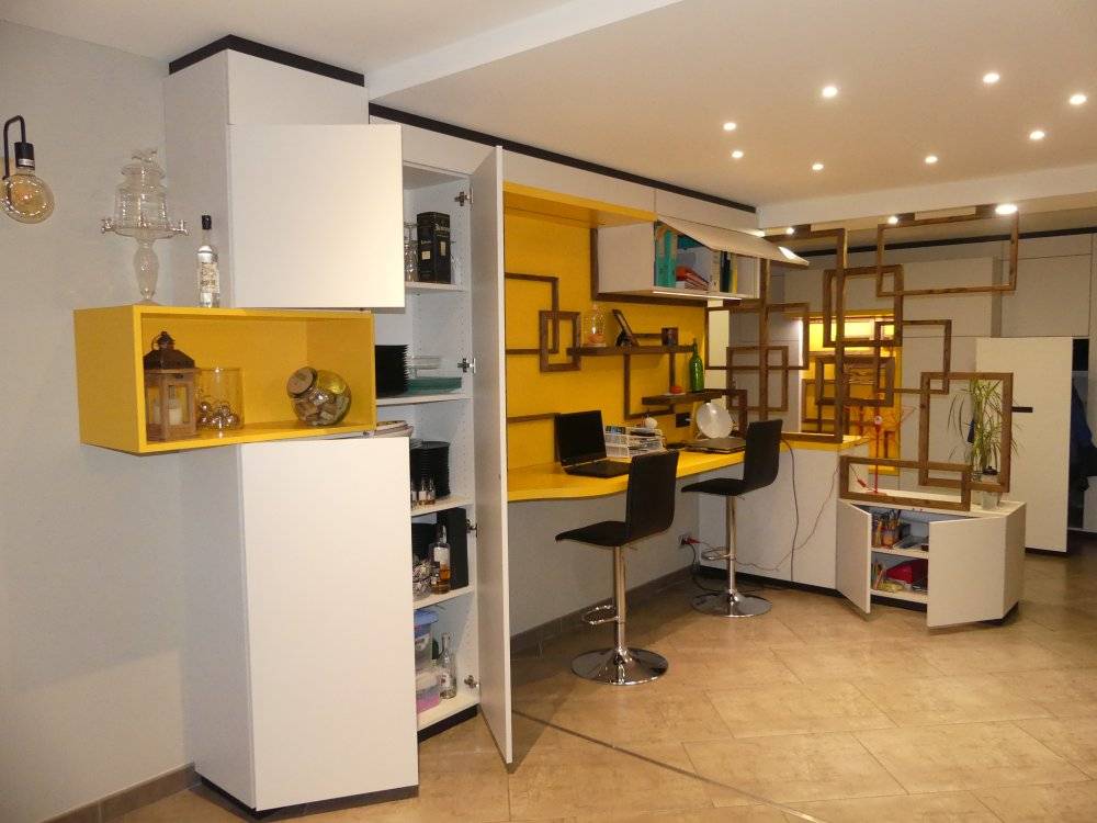 espace bureau et rangement